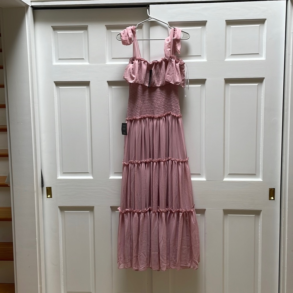 Lulus pink dress